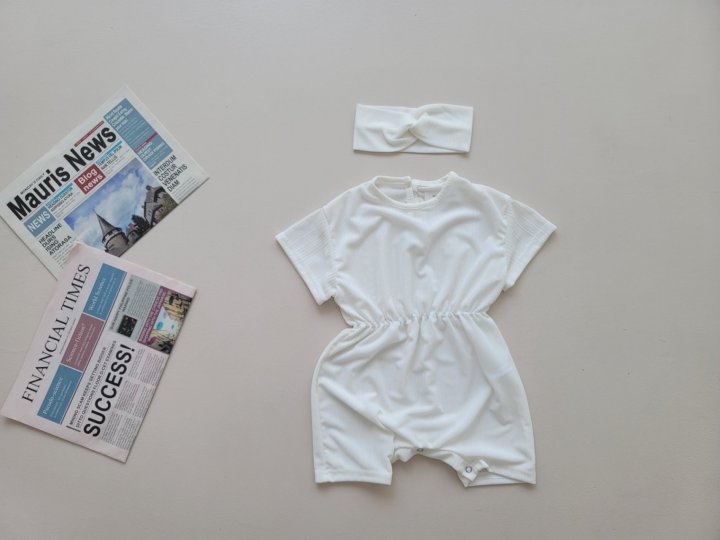 [PRE-ORDER] Cool Pleats Body Suit + Hair Band Set