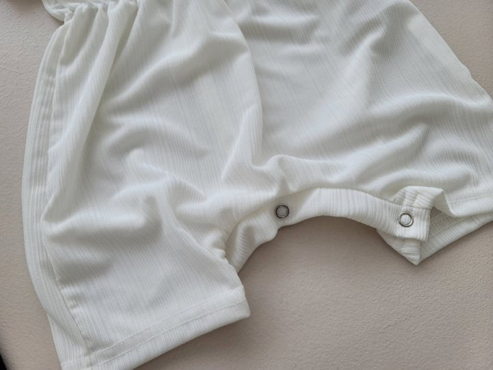 [PRE-ORDER] Cool Pleats Body Suit + Hair Band Set