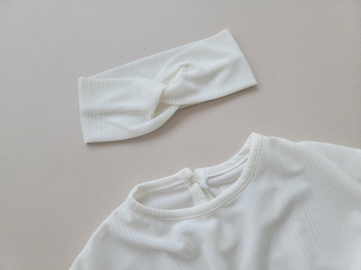 [PRE-ORDER] Cool Pleats Body Suit + Hair Band Set