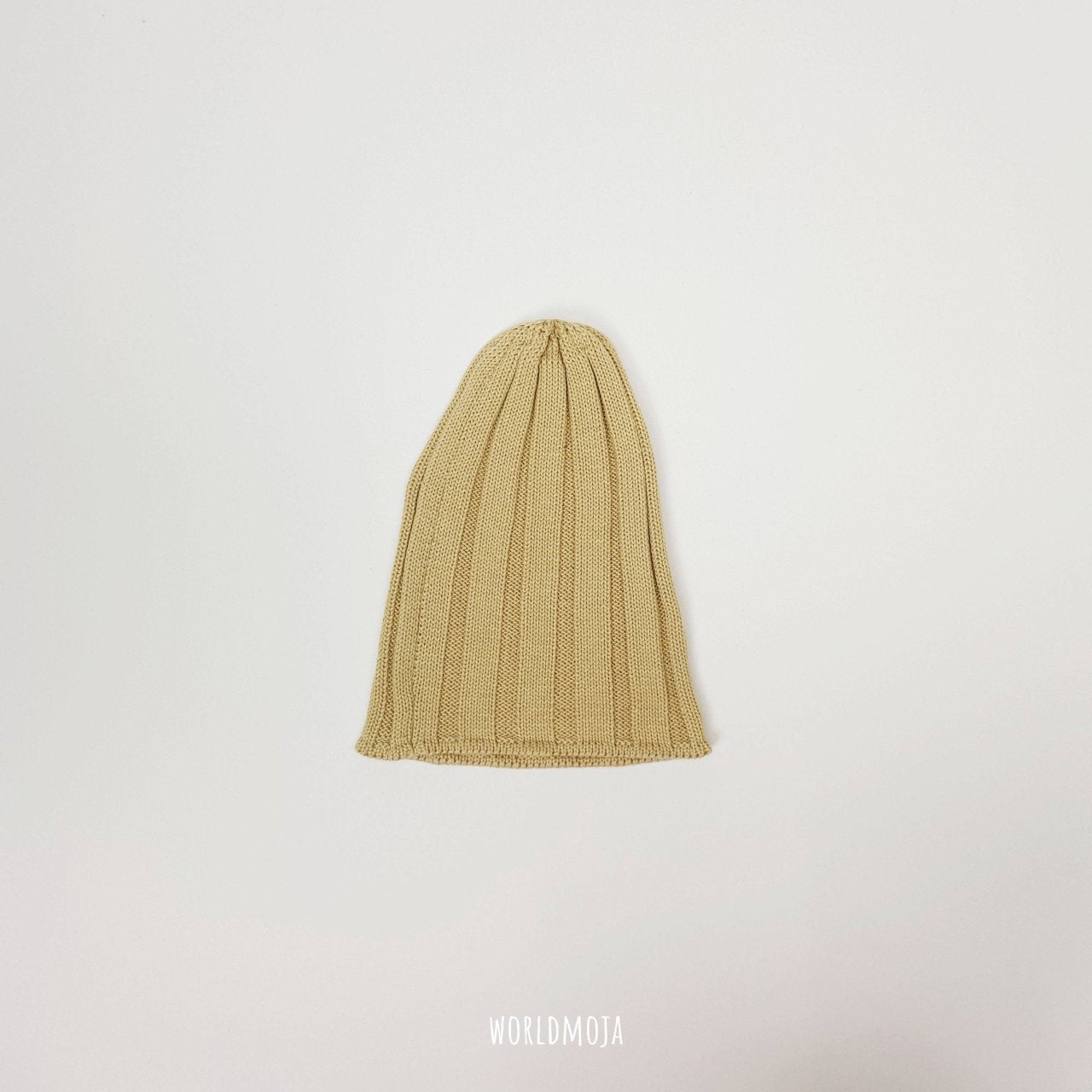 6X3 Beanie [Black, Red]