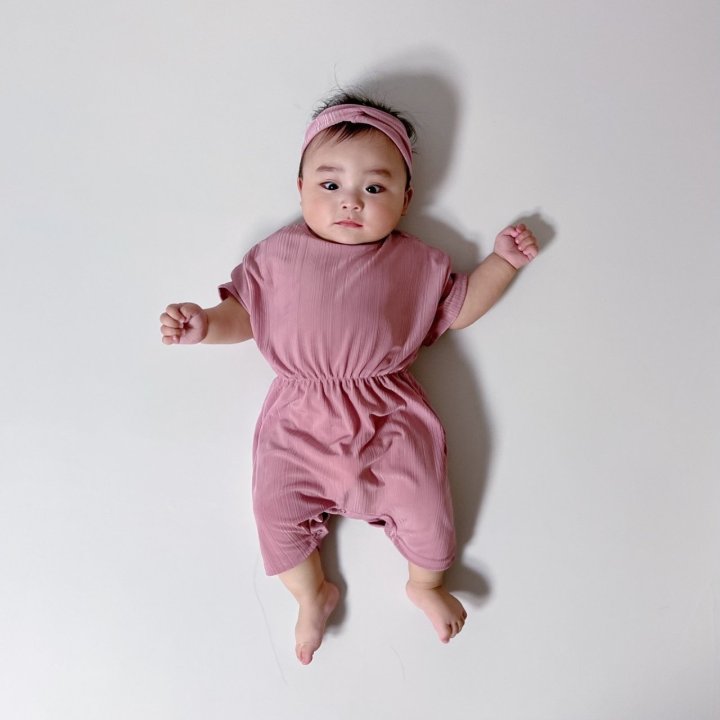[PRE-ORDER] Cool Pleats Body Suit + Hair Band Set