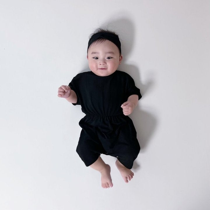 [PRE-ORDER] Cool Pleats Body Suit + Hair Band Set