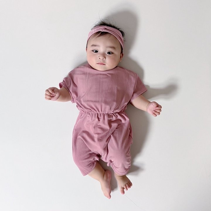 [PRE-ORDER] Cool Pleats Body Suit + Hair Band Set