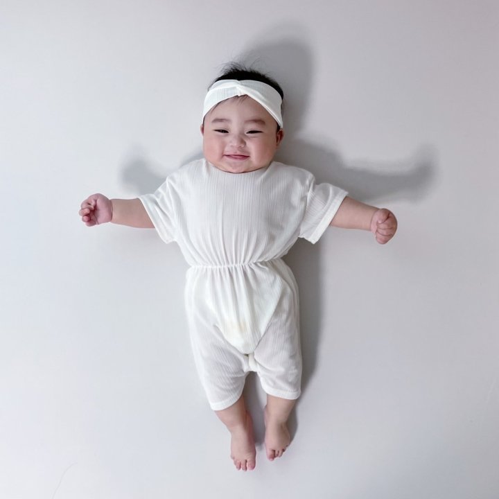 [PRE-ORDER] Cool Pleats Body Suit + Hair Band Set
