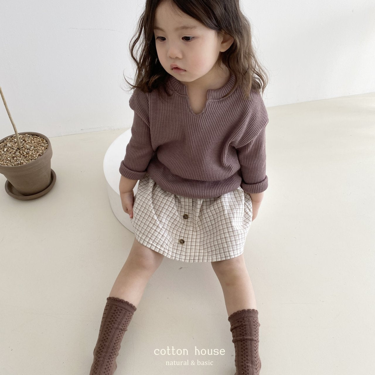 V Neck T-Shirt [Cocoa/S(2-3yr)]