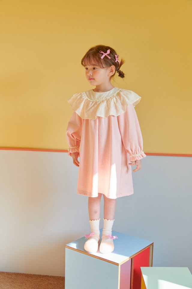 Cream Lace Dress [Pink/XXL(6-7yr)]