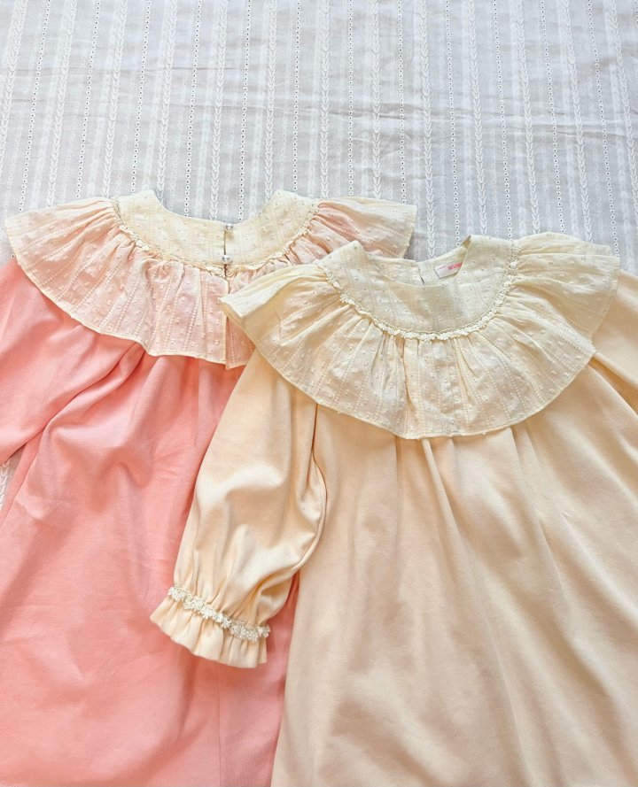 Cream Lace Dress [Pink/XXL(6-7yr)]