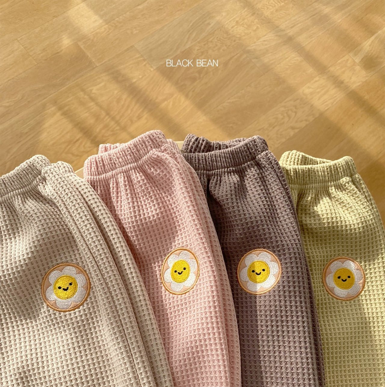Croiffle Pants