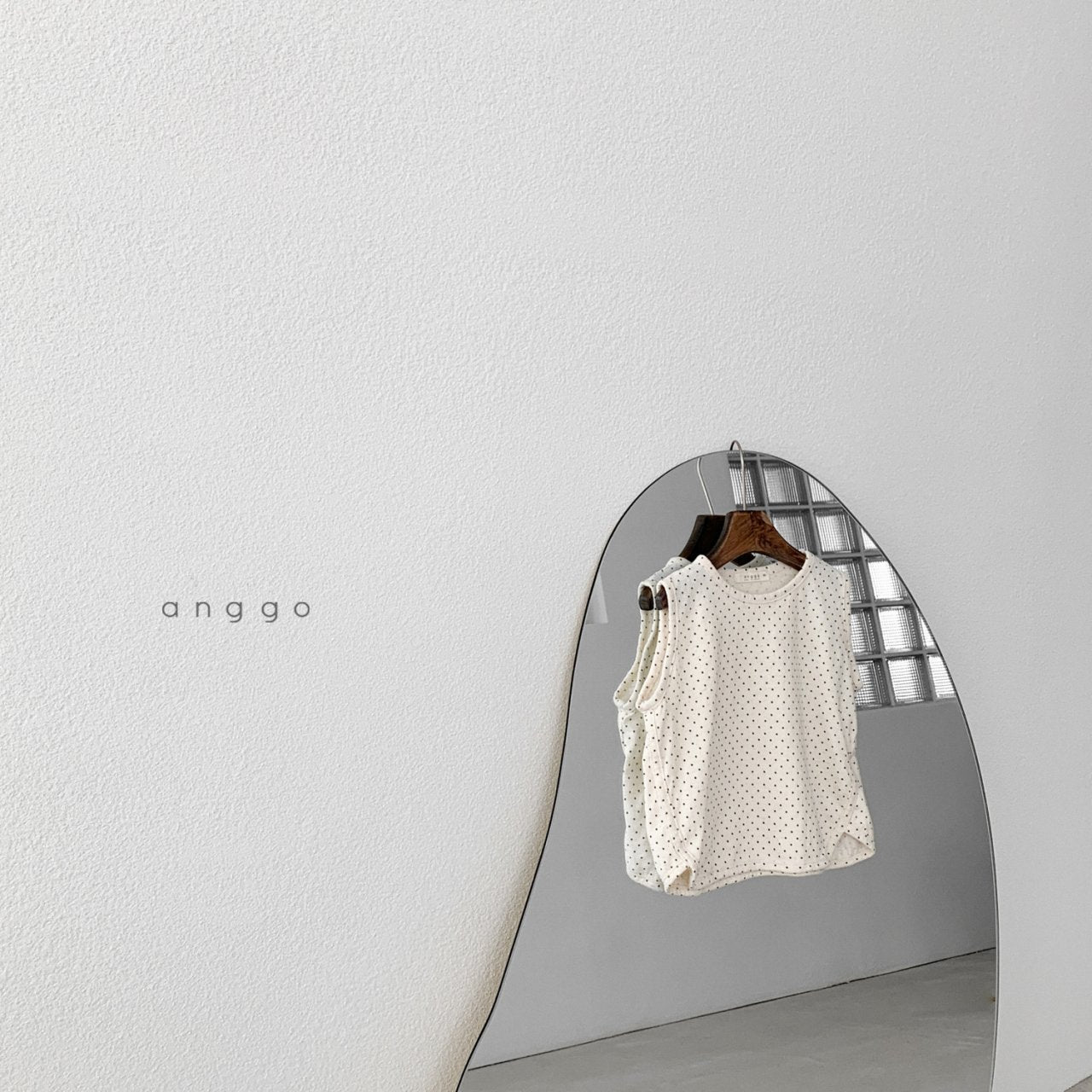 Small Dot T-Shirt [Cream/XL(5-6yr)]