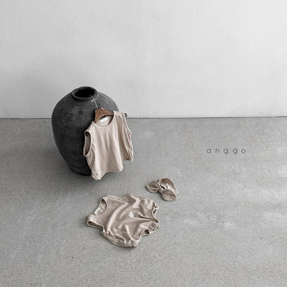 Small Dot T-Shirt [Cream/XL(5-6yr)]