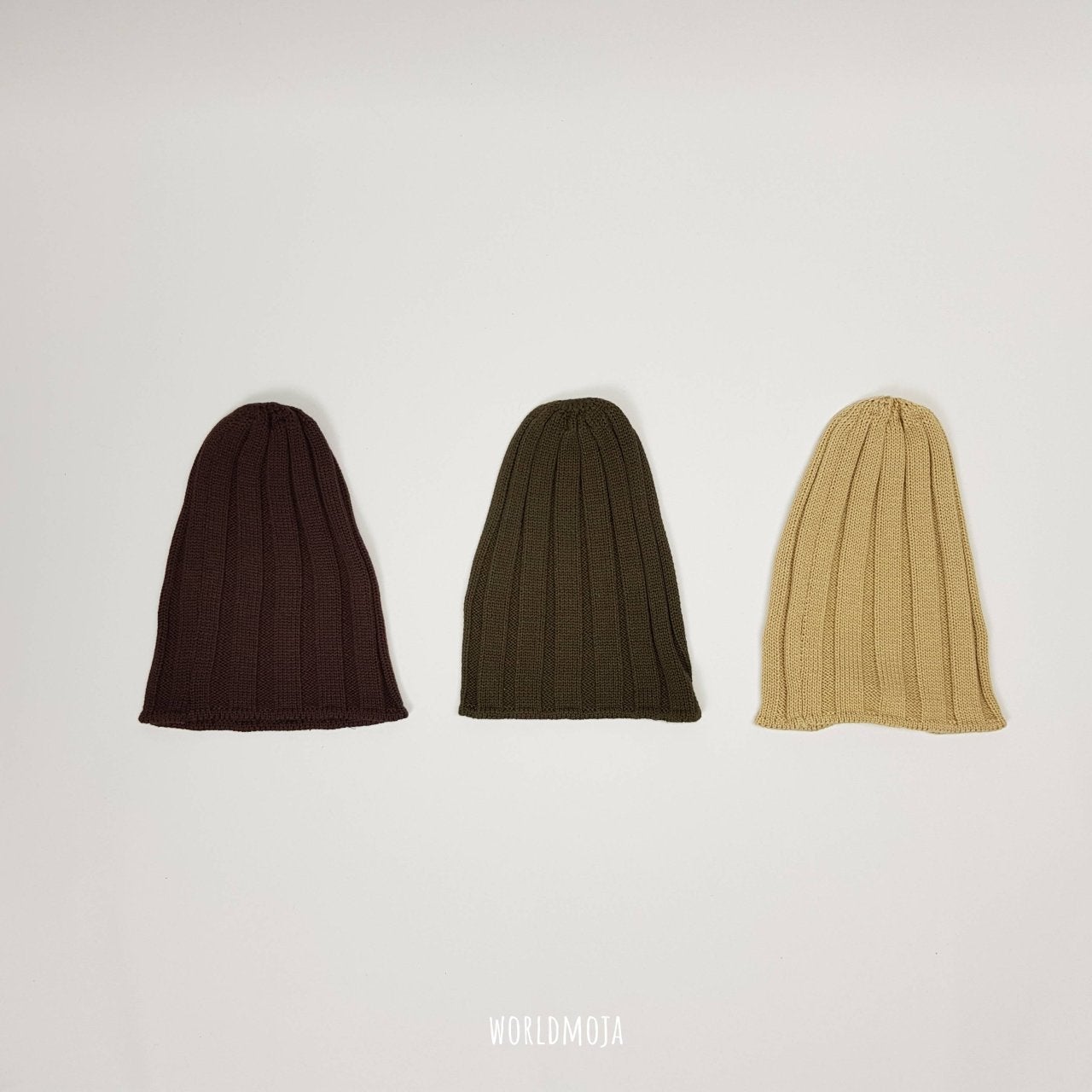 6X3 Beanie [Black, Red]