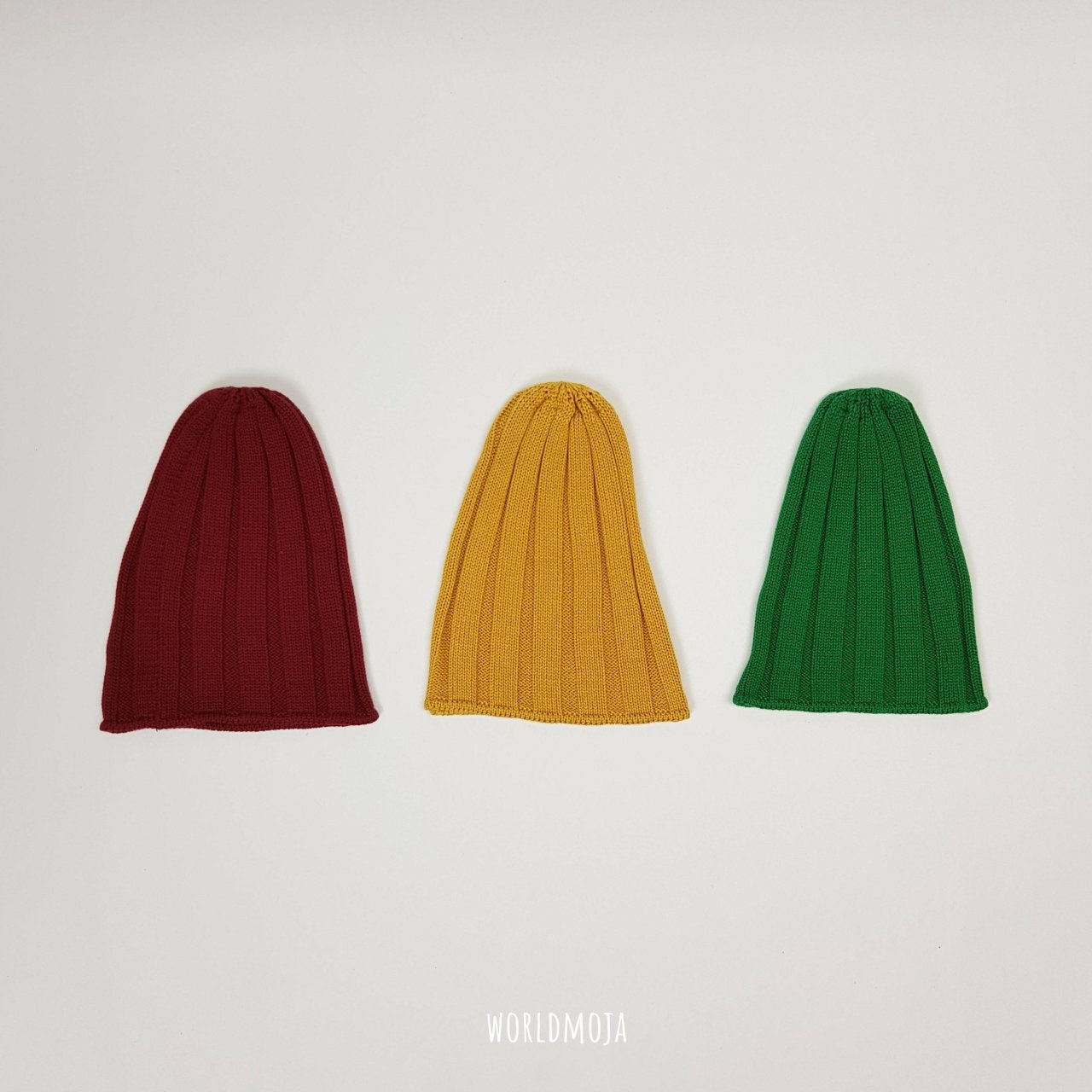 6X3 Beanie [Black, Red]